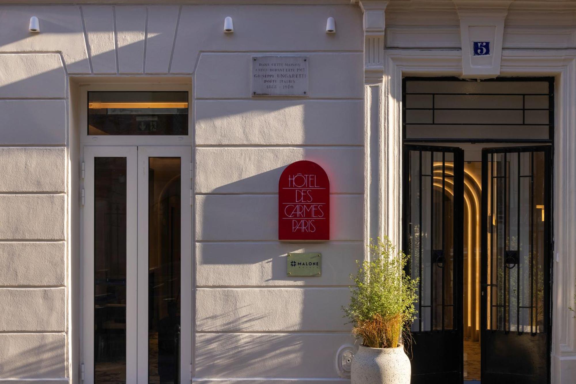 Des Carmes Hotel 4*
