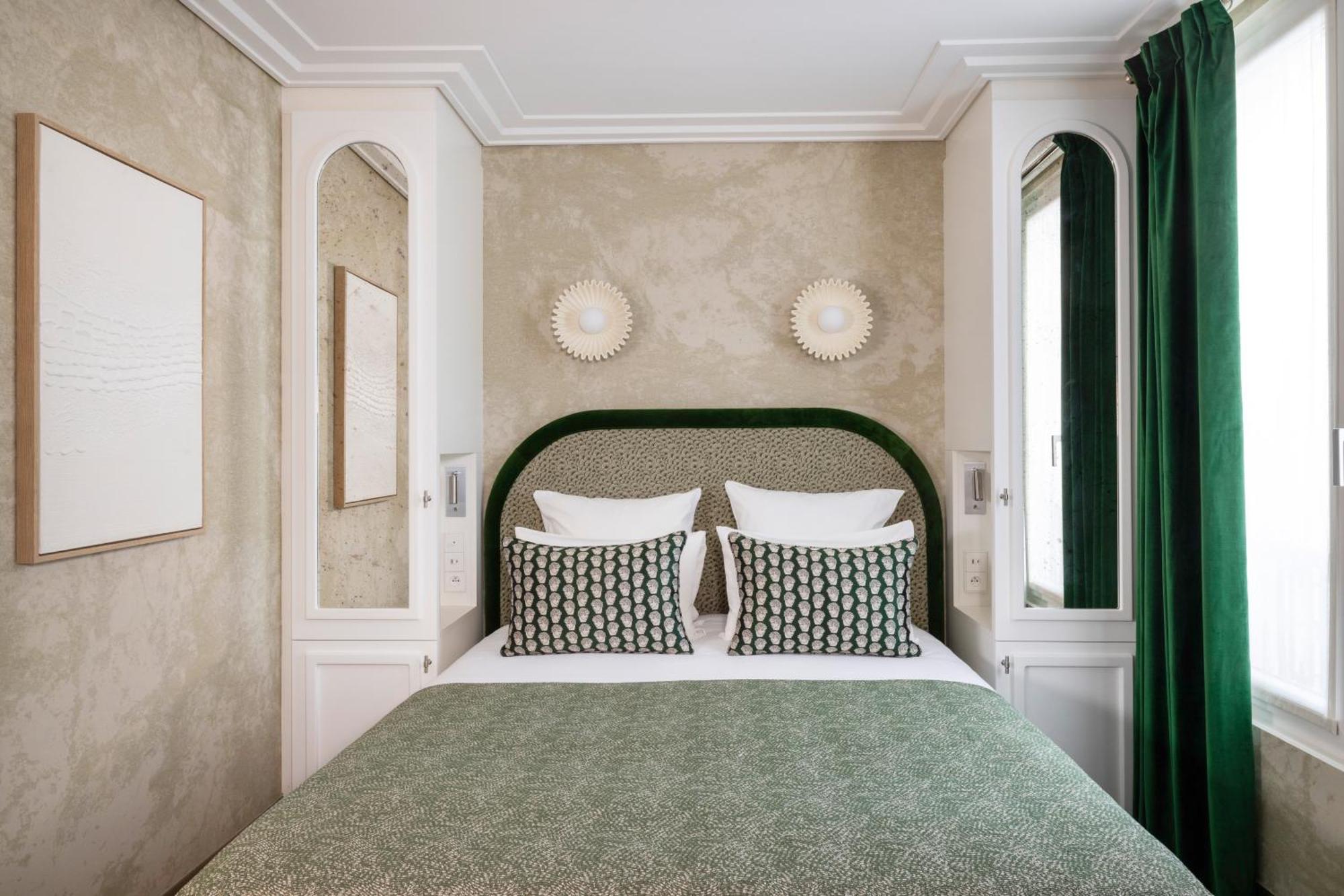Des Carmes Hotel 4*